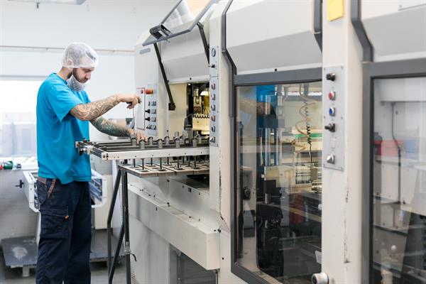 Ons team staat voor u klaar om voor u de beste verpakking te maken.